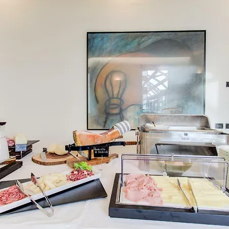 Kursaal Hotel 4*
